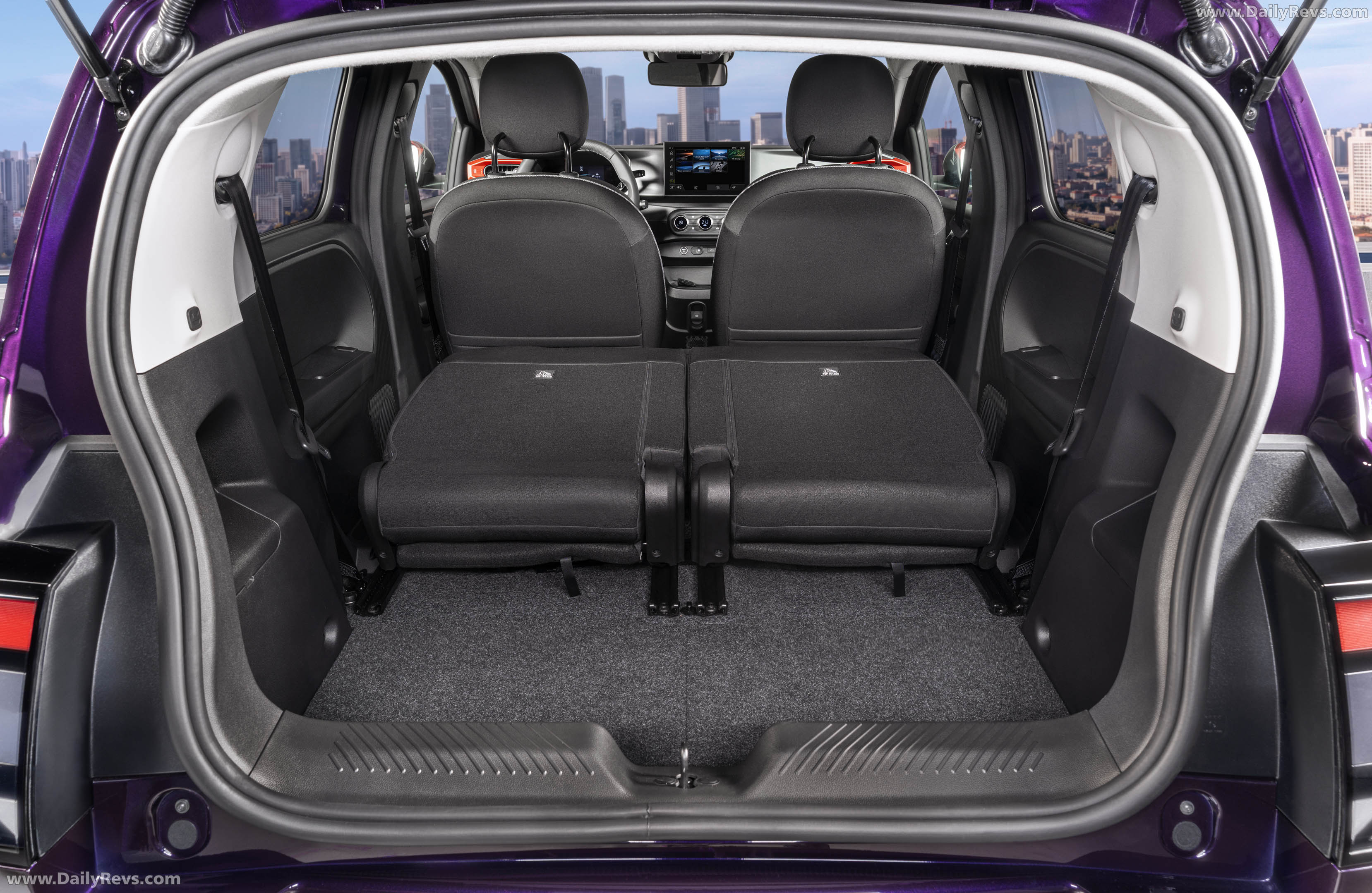 2027 Nissan Pixo Interior