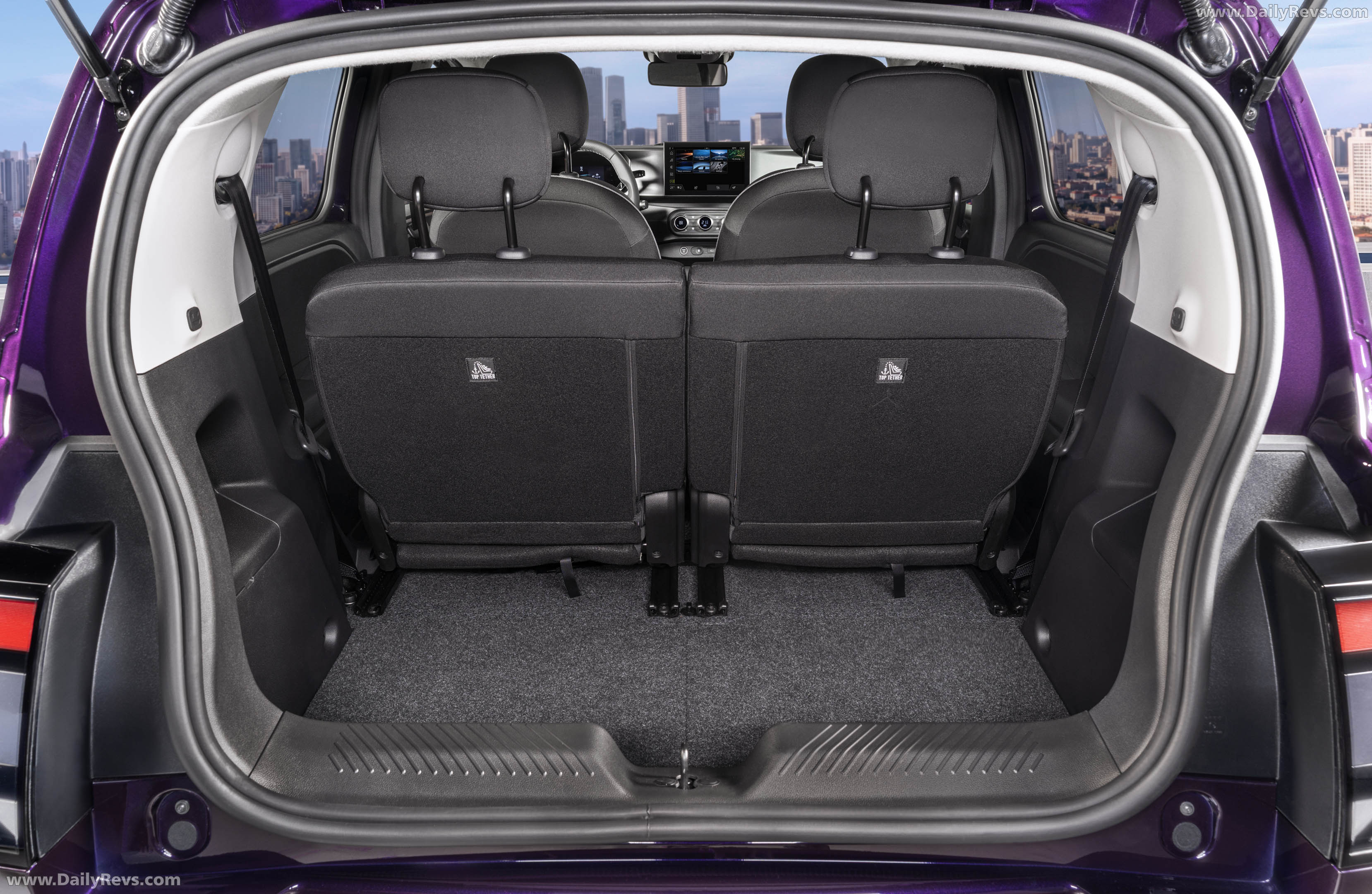 2027 Nissan Pixo Interior