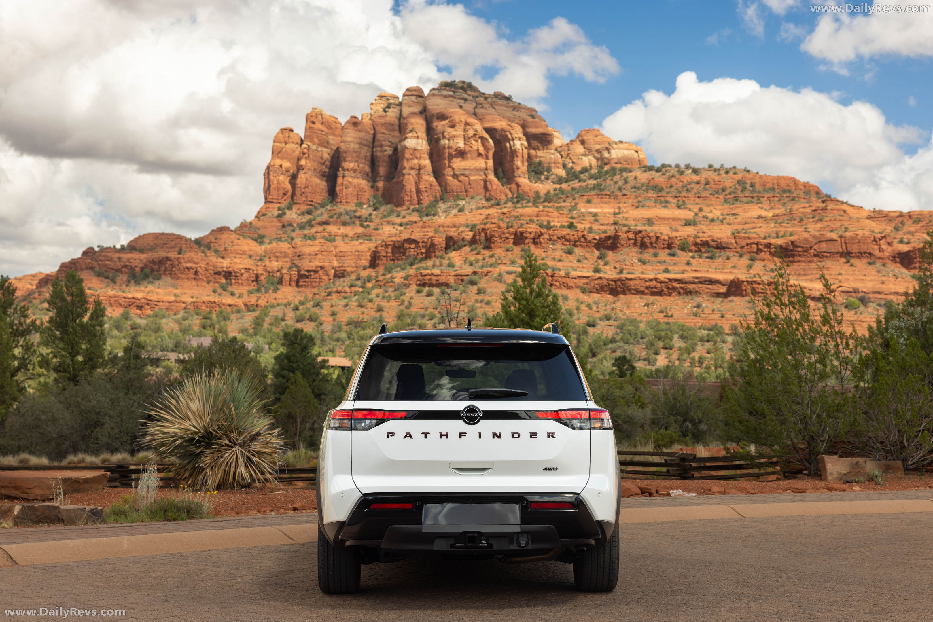 2027 Nissan Pathfinder Special Edition Rear View