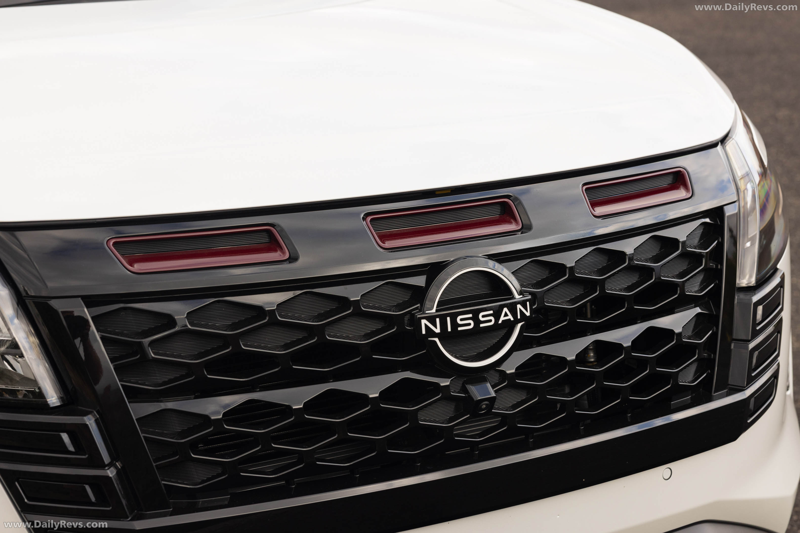 2027 Nissan Pathfinder Special Edition Exterior