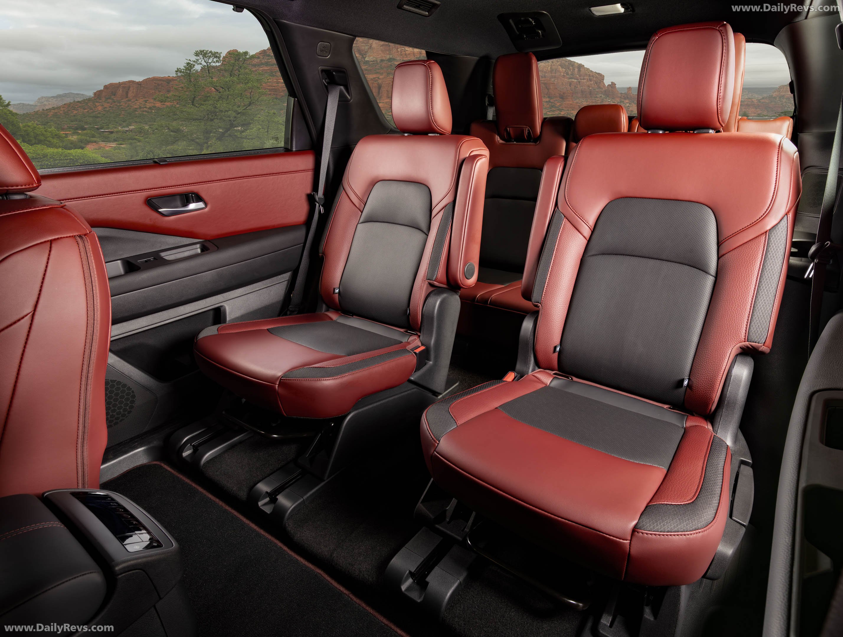 2027 Nissan Pathfinder Special Edition Interior