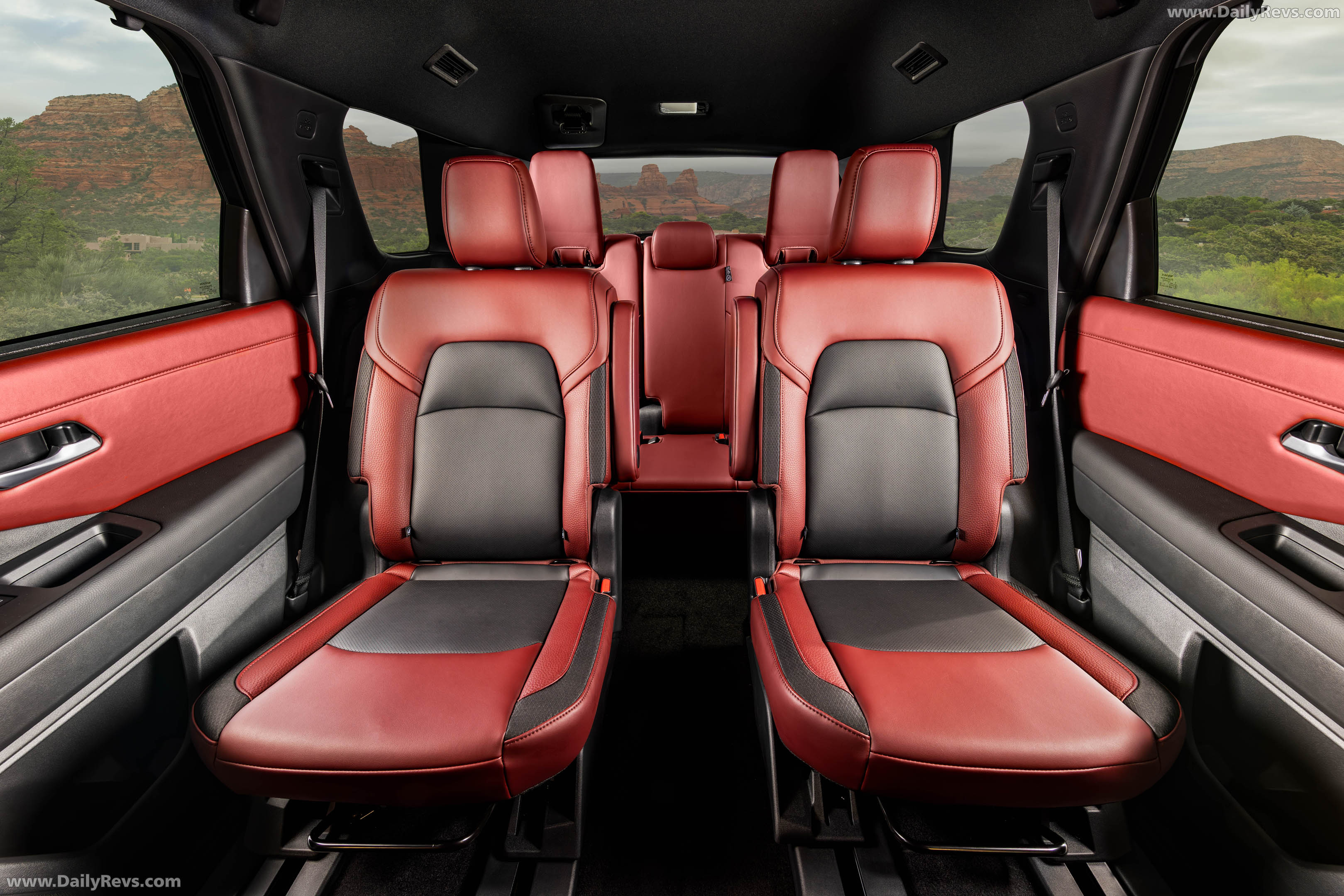 2027 Nissan Pathfinder Special Edition Interior
