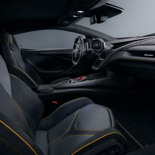 2026 Novitec Lamborghini Revuelto Interior
