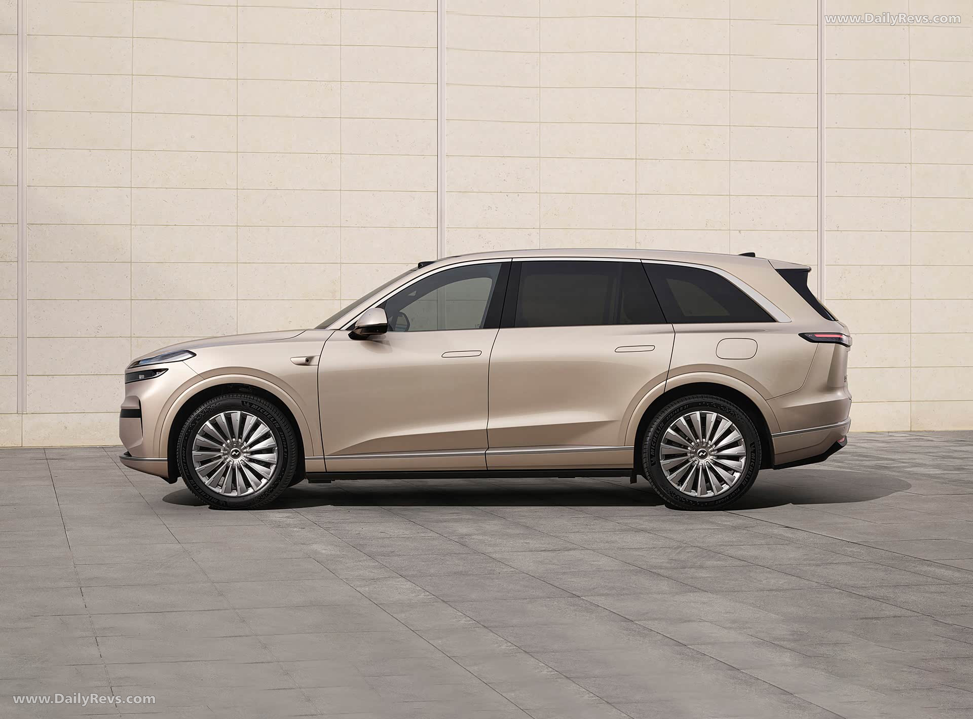 2026 ONVO L90 Side View
