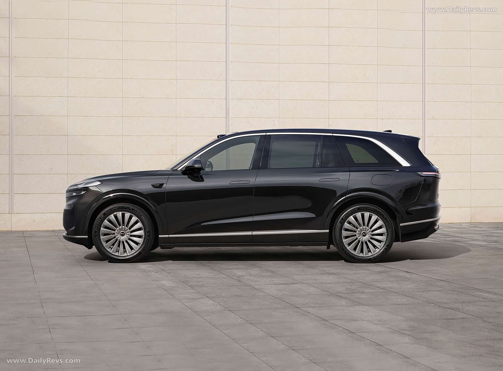 2026 ONVO L90 Side View