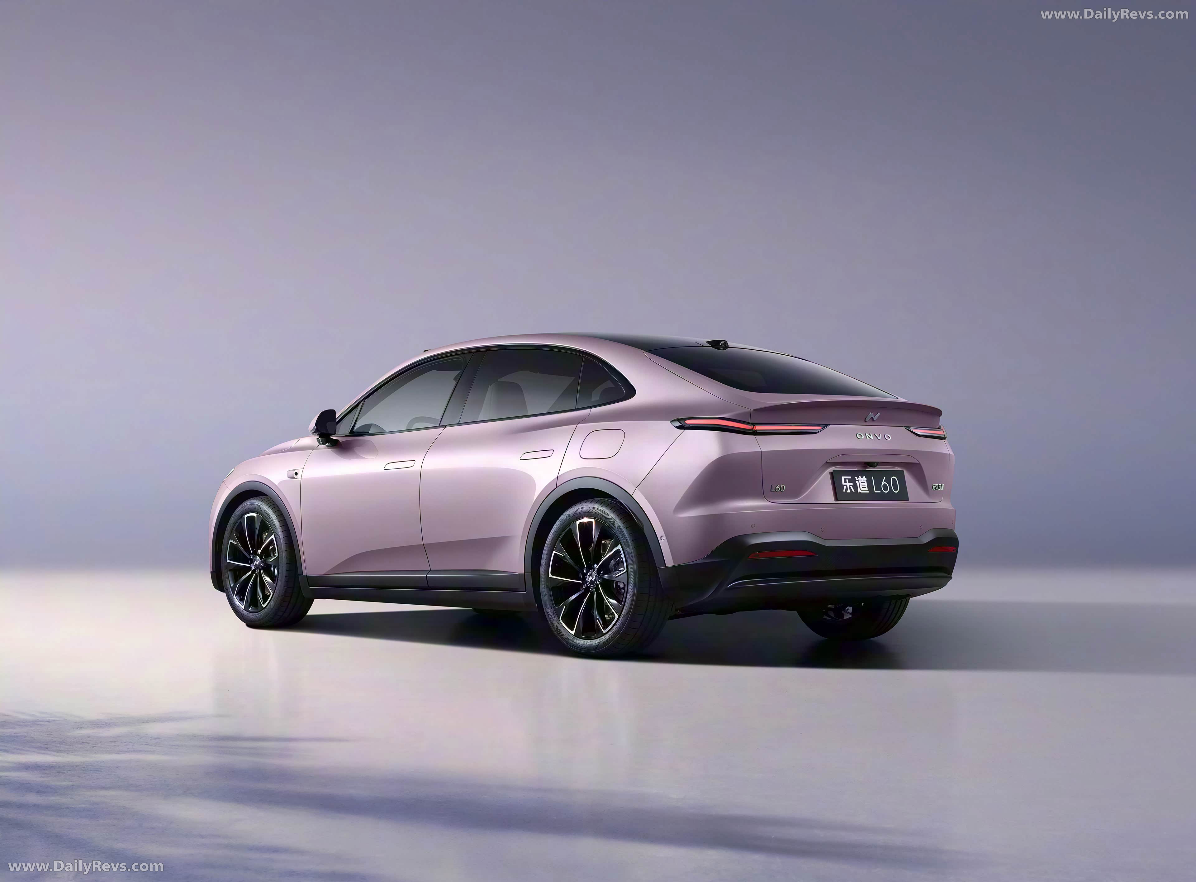 2025 ONVO L60 RWD Rear View