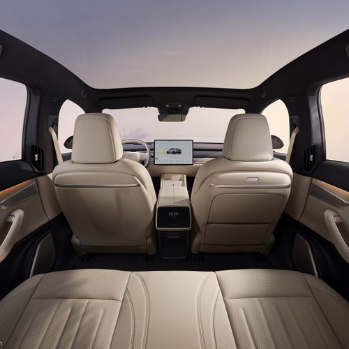 2025 ONVO L60 RWD Interior