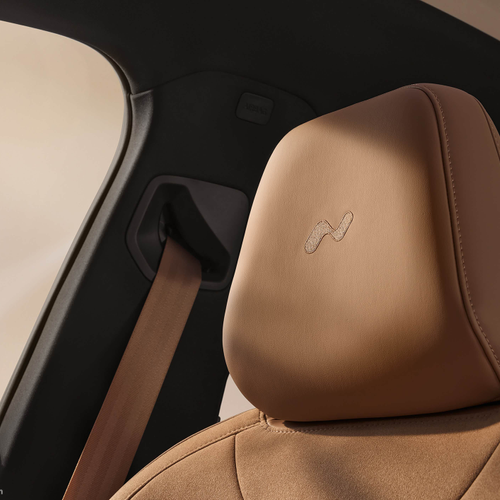 2025 ONVO L60 RWD Interior