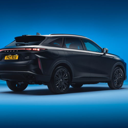2026 Omoda 9 SHS-P Black Noble Rear View
