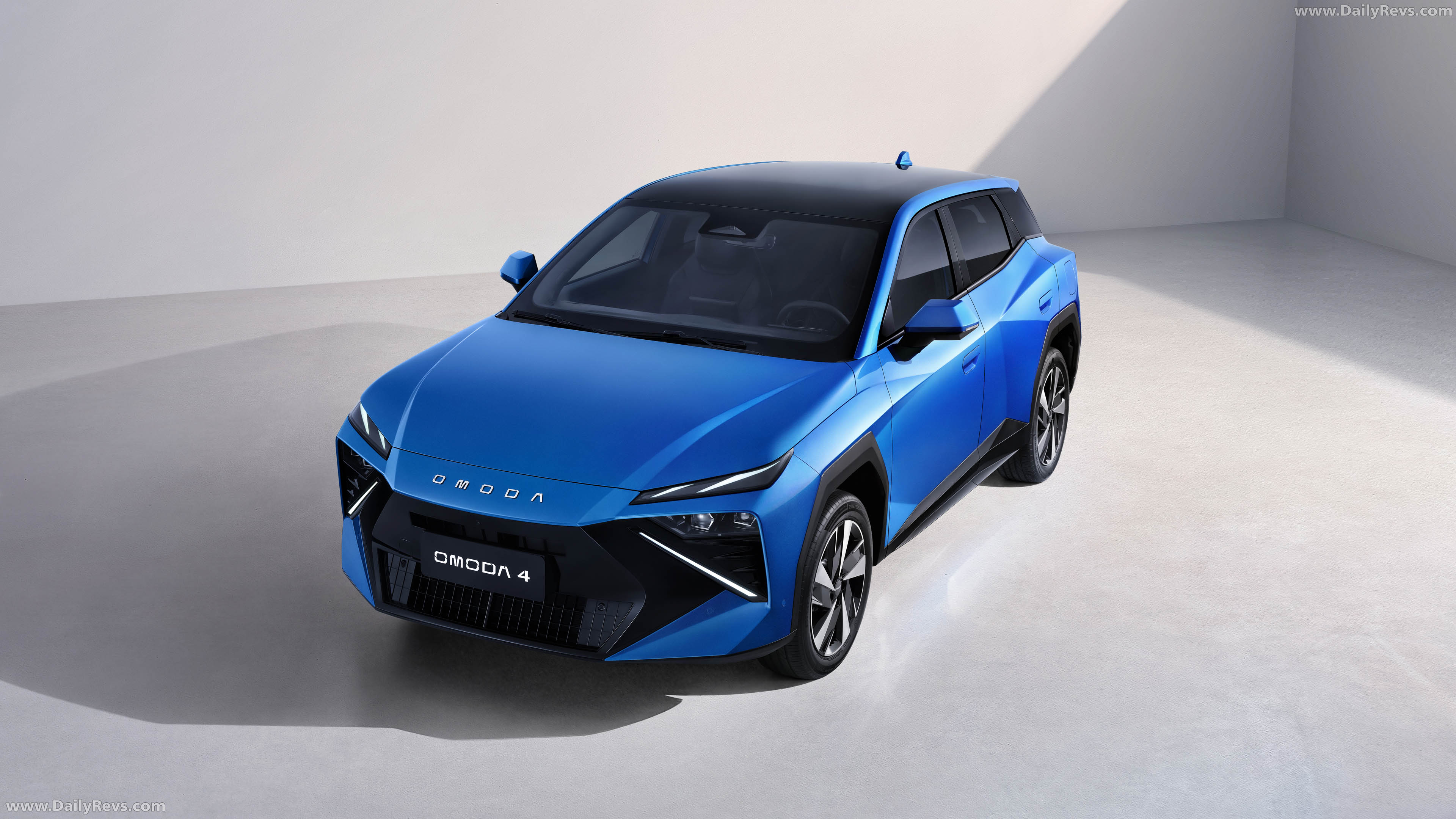2026 Omoda 4 Front View