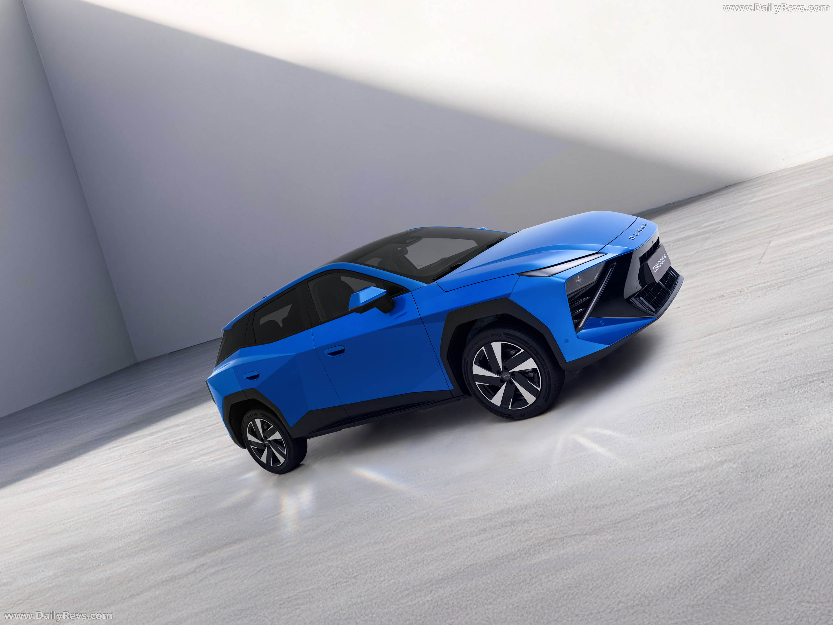 2026 Omoda 4 Front View