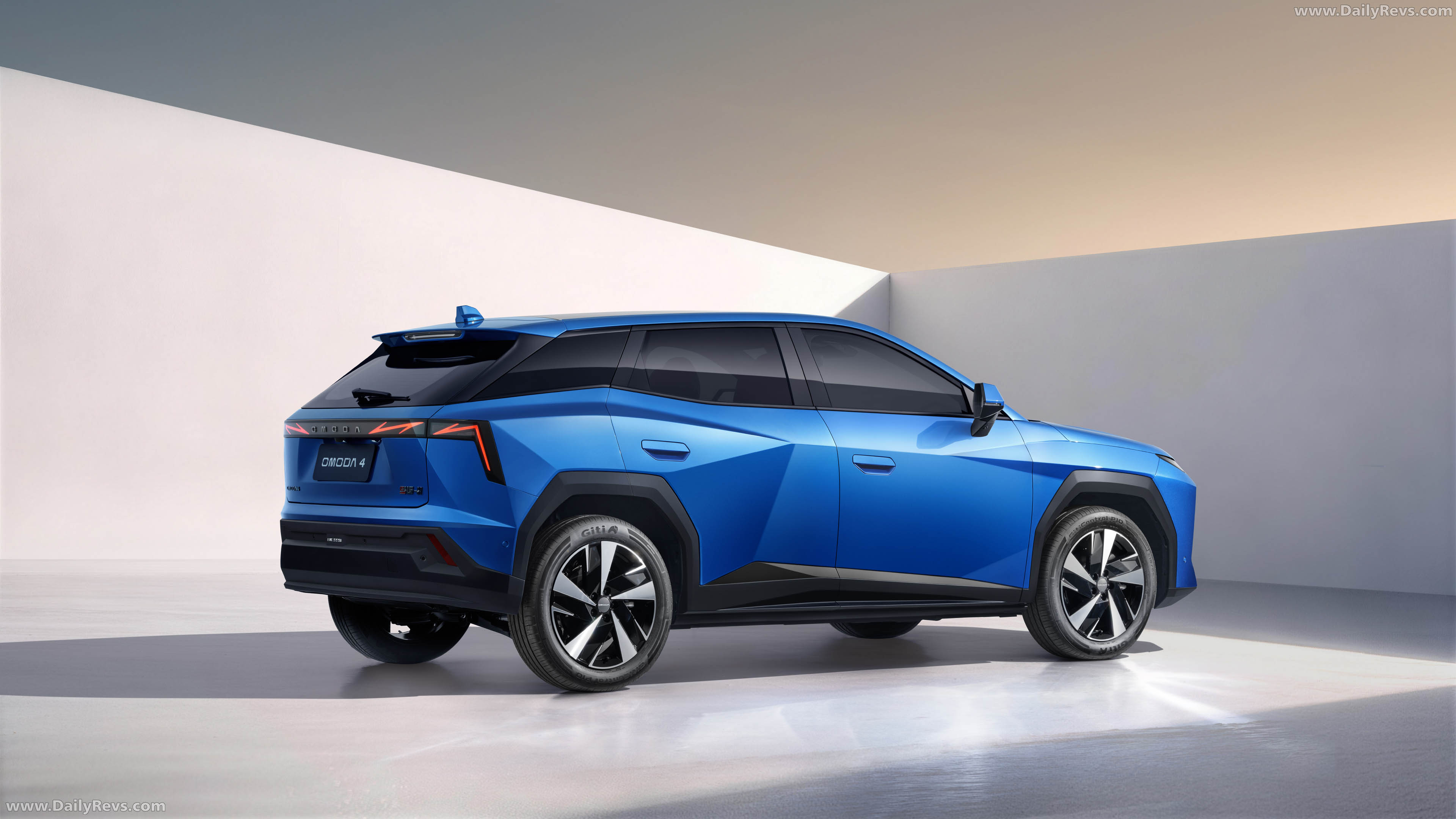 2026 Omoda 4 Rear View