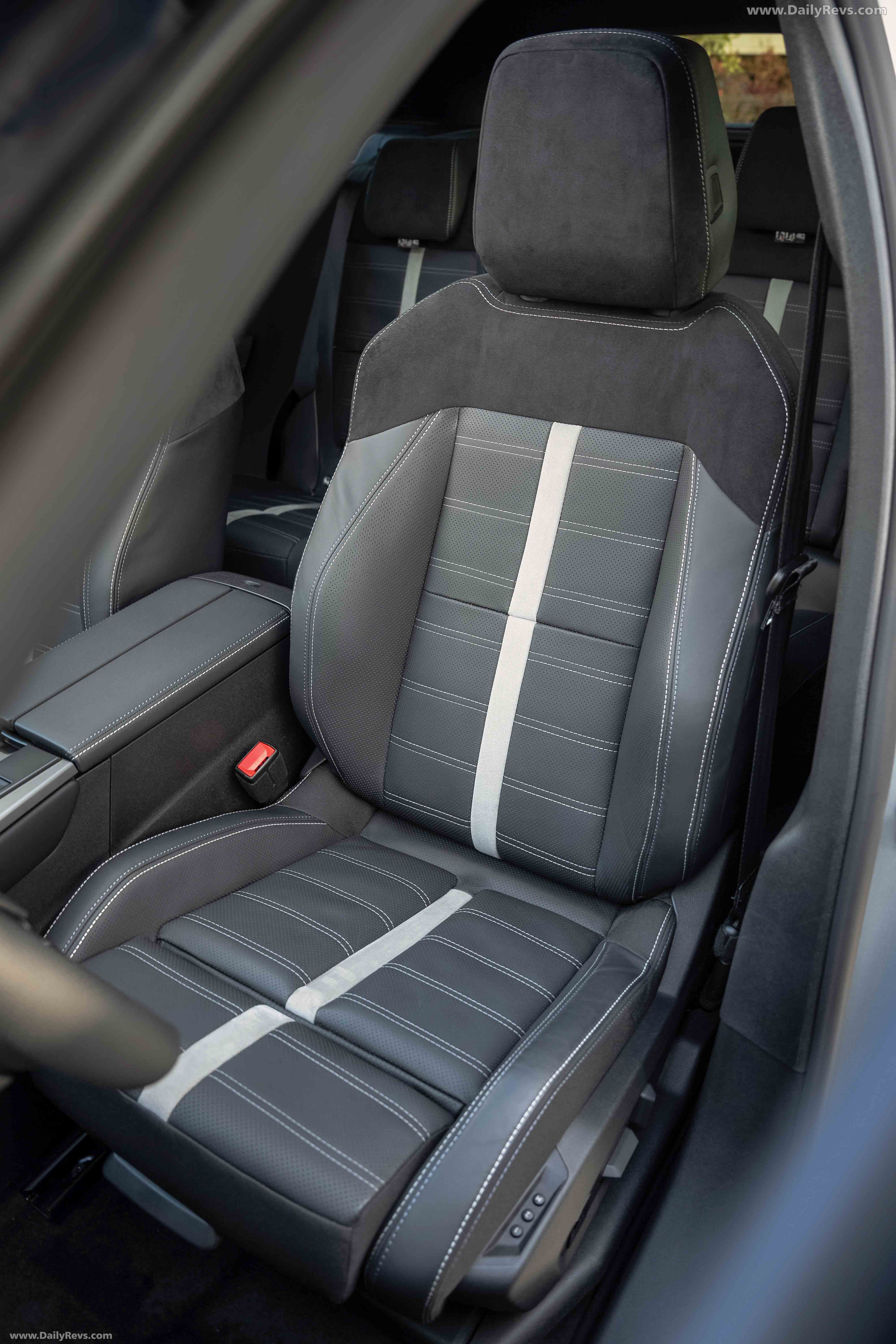 2025 Opel Grandland PHEV Interior