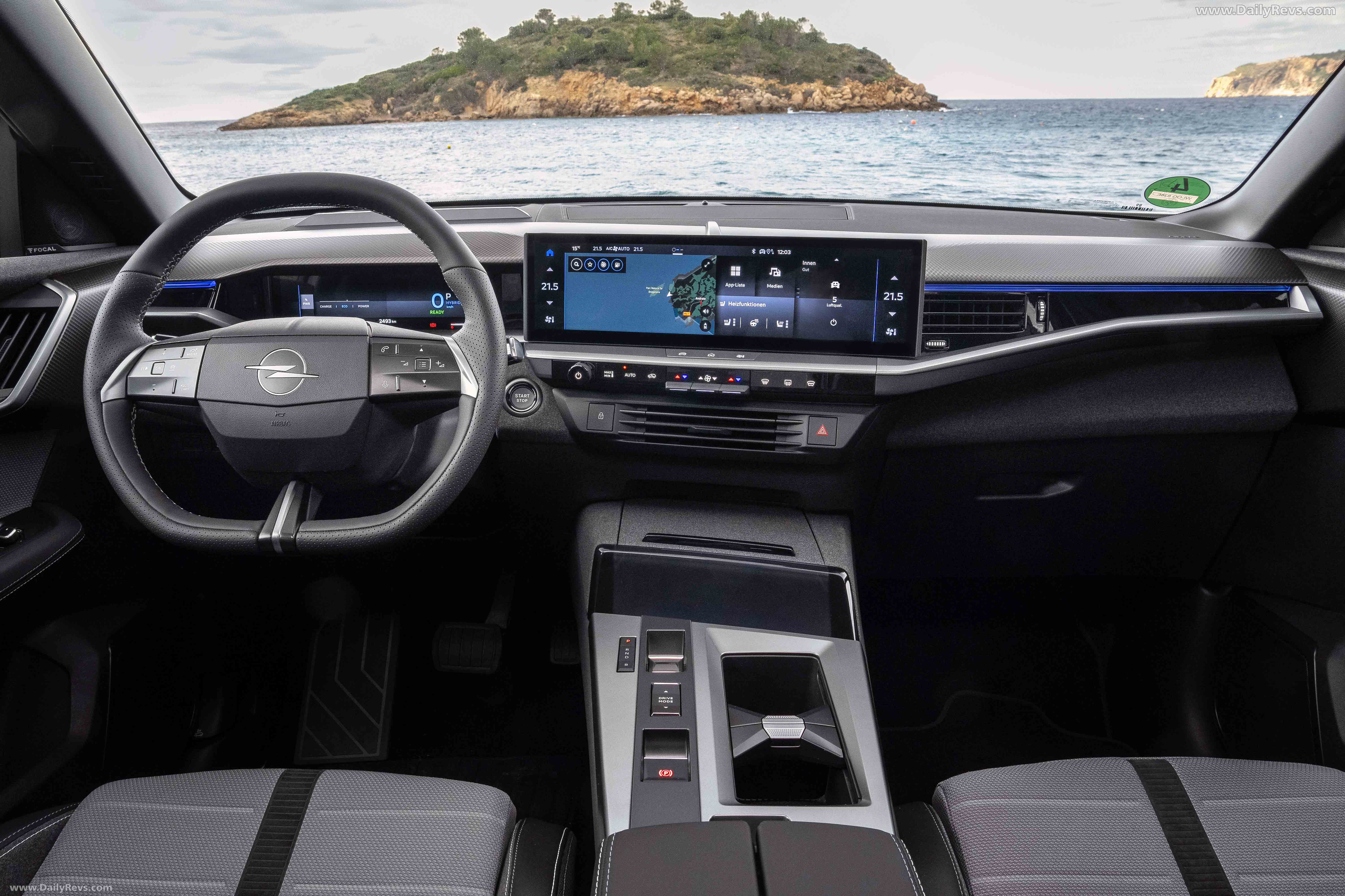 2025 Opel Grandland PHEV Interior