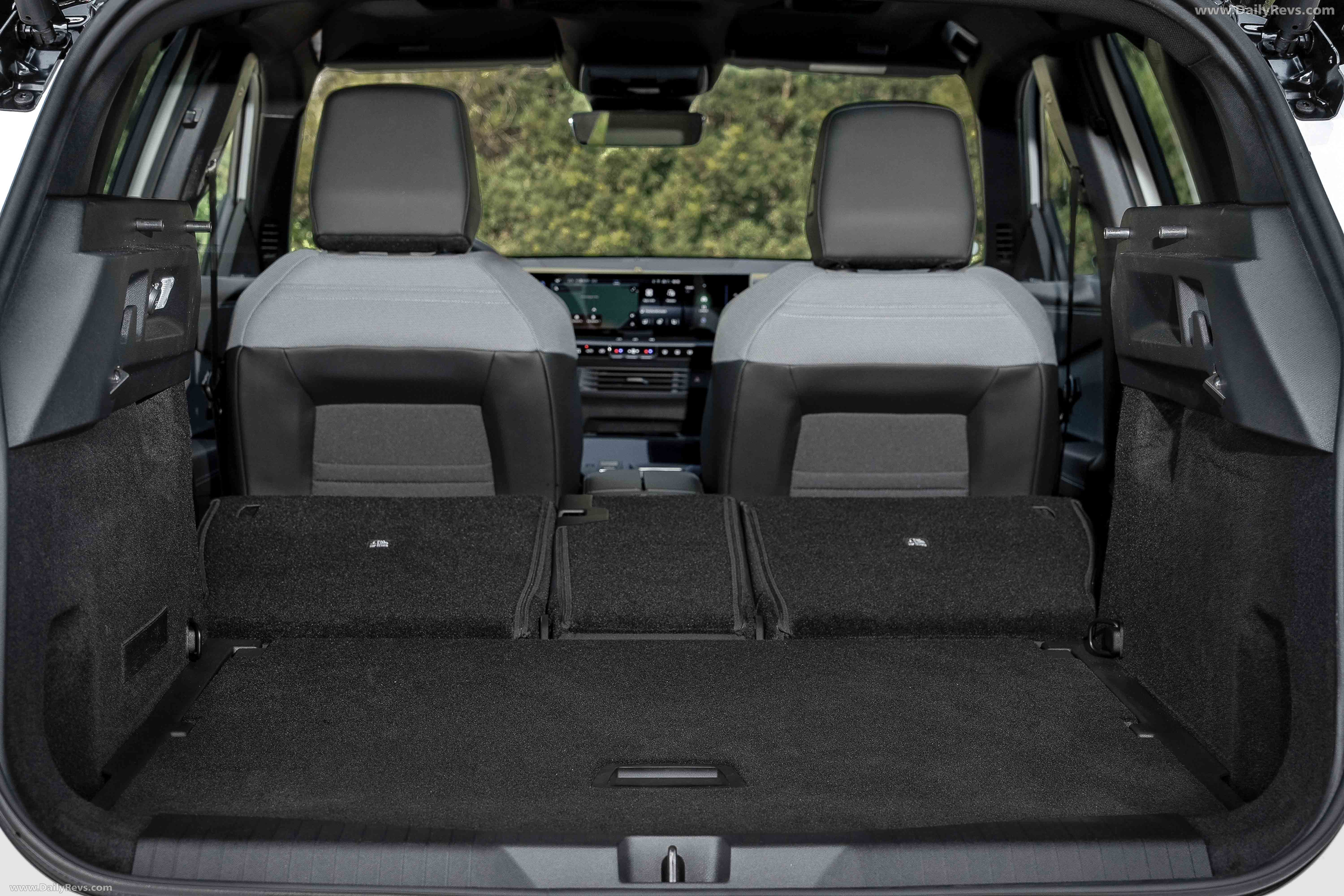 2025 Opel Grandland PHEV Interior