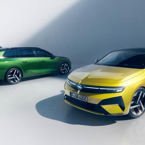 2027 Opel Astra Sports Tourer Front View