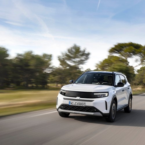 2025 Opel Frontera REEV Front View