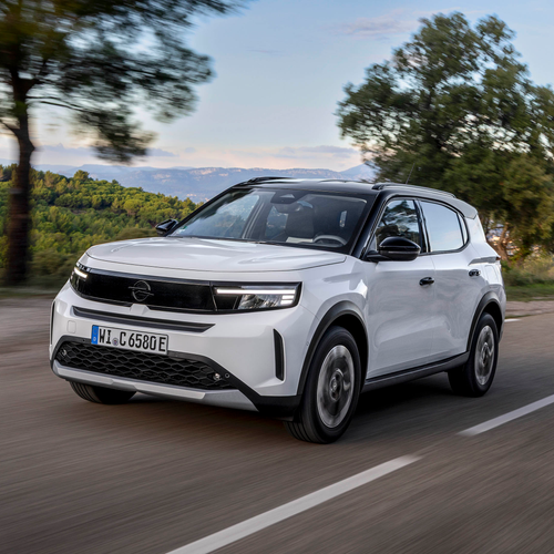 2025 Opel Frontera REEV Front View