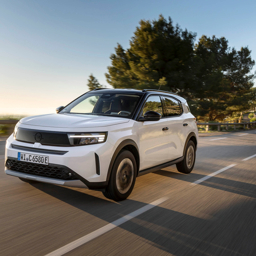 2025 Opel Frontera REEV Front View