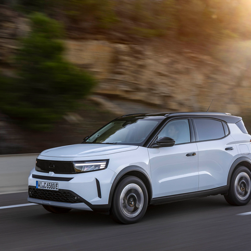 2025 Opel Frontera REEV Side View