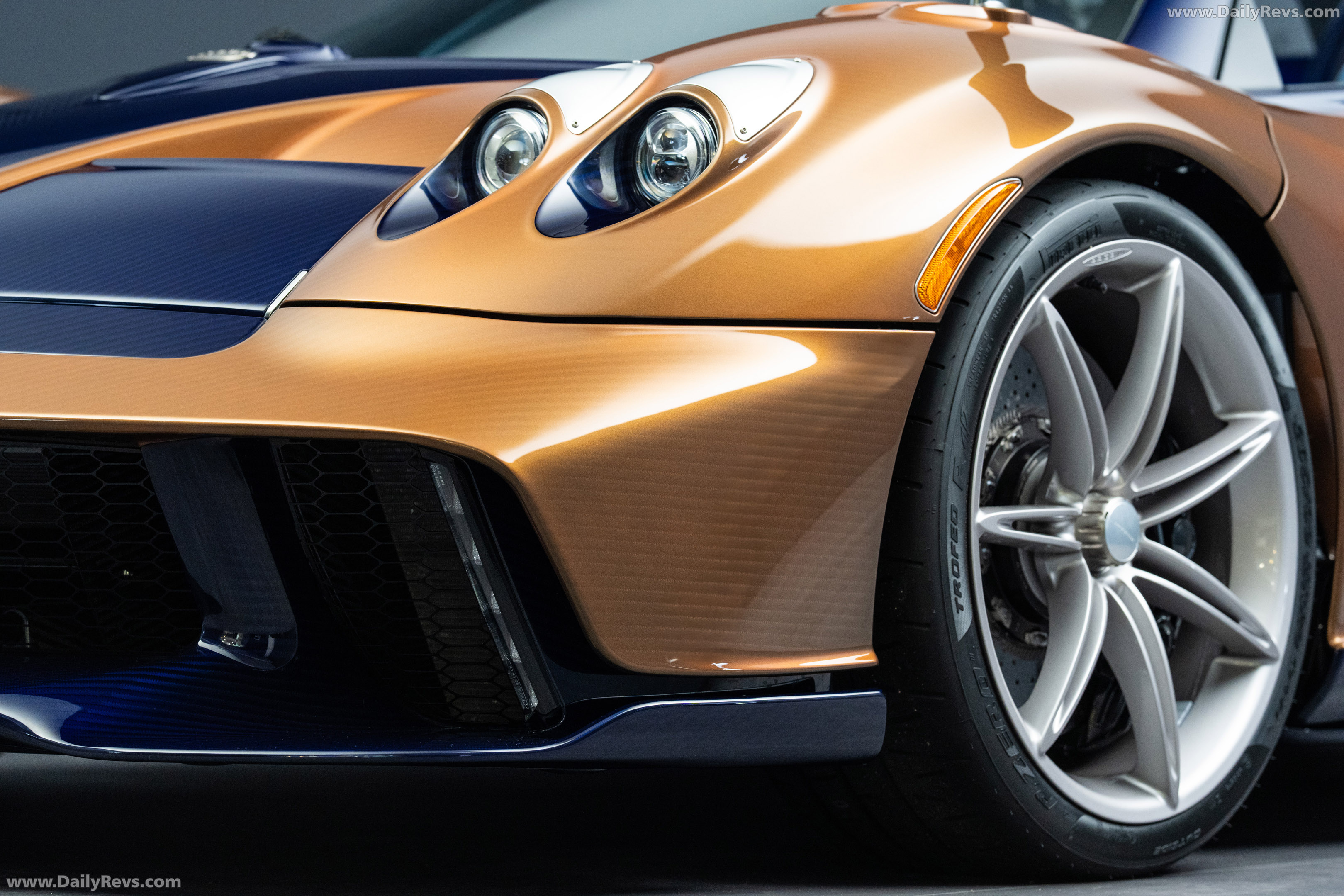 2027 Pagani Huayra 70 Derecho Exterior