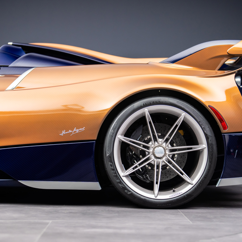 2027 Pagani Huayra 70 Derecho Exterior