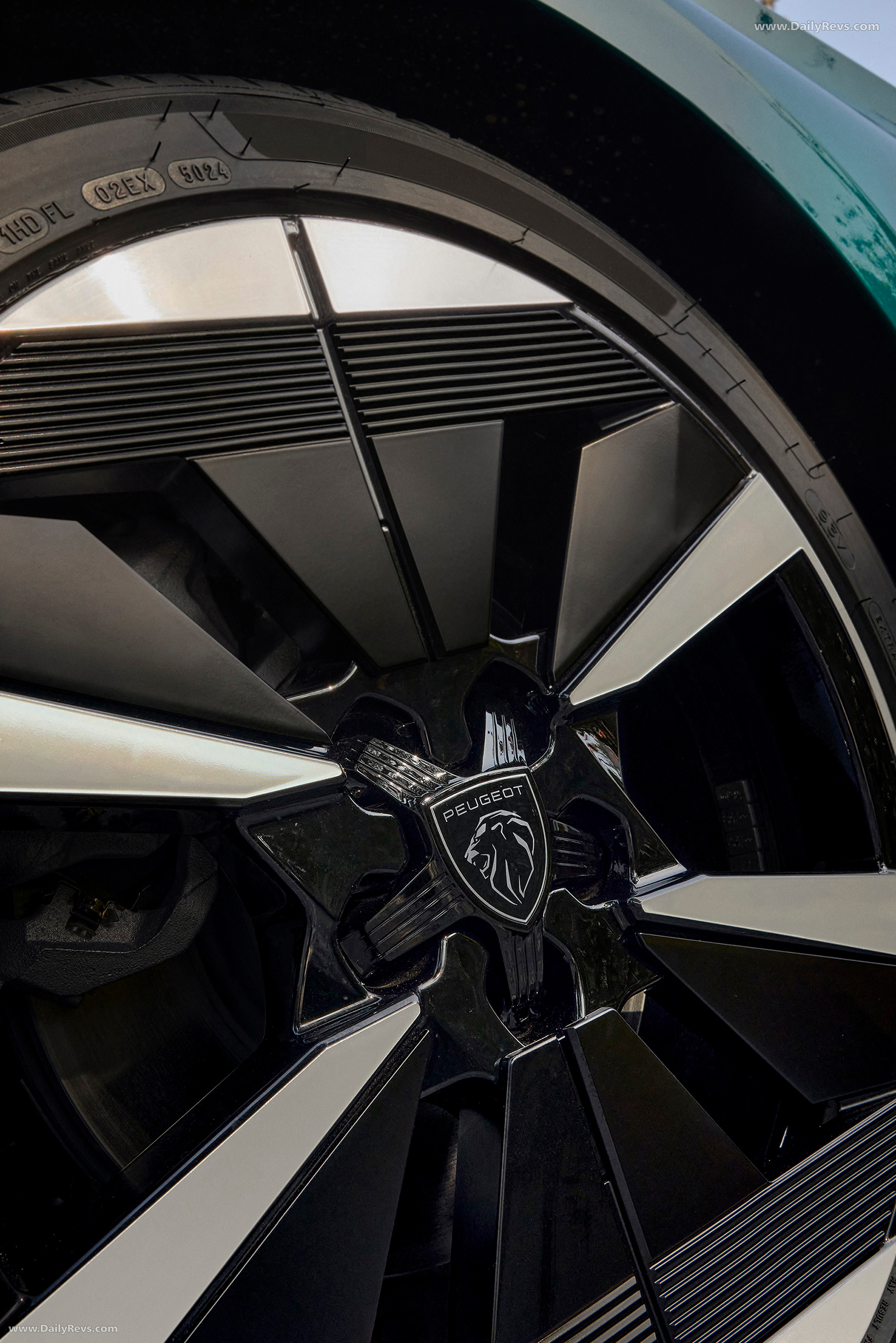 2026 Peugeot E-308 GT Exterior
