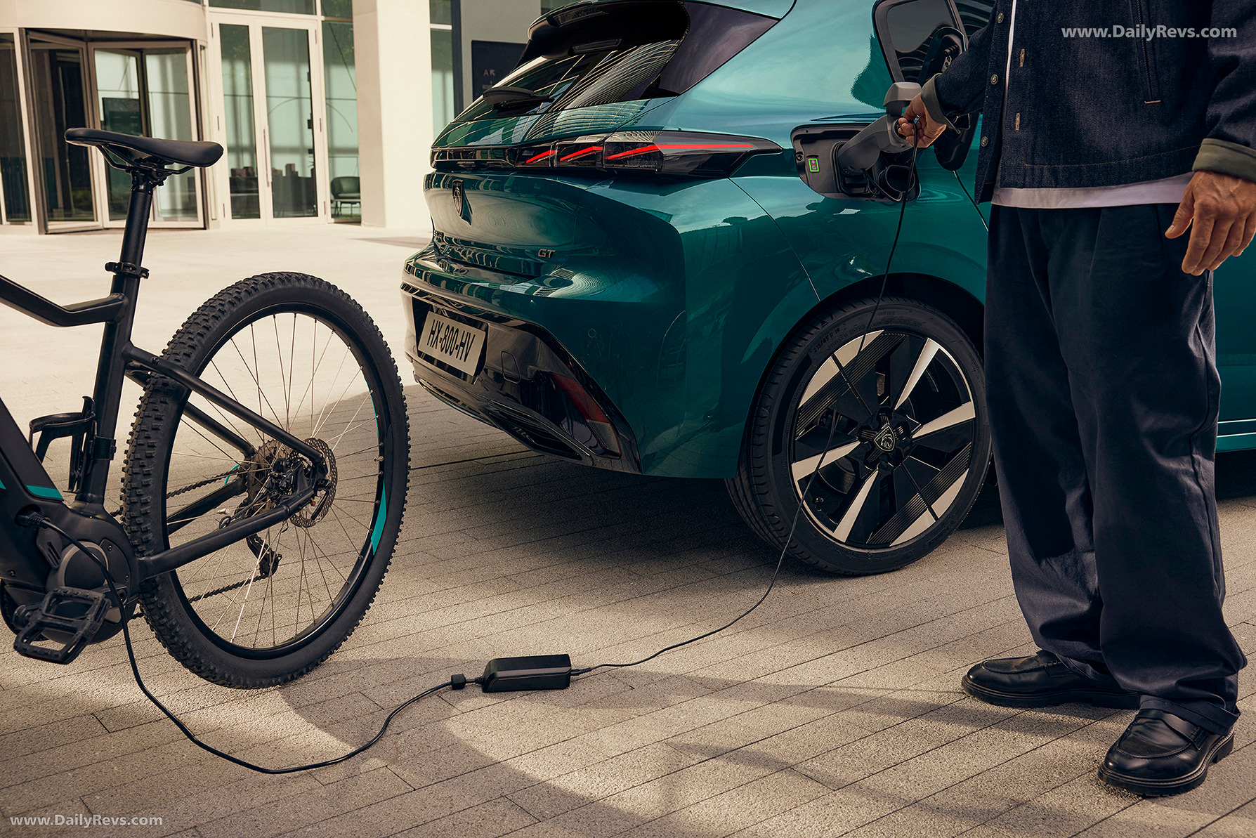 2026 Peugeot E-308 GT Exterior