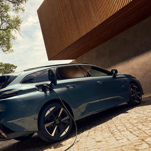 2026 Peugeot E-308 SW Rear View