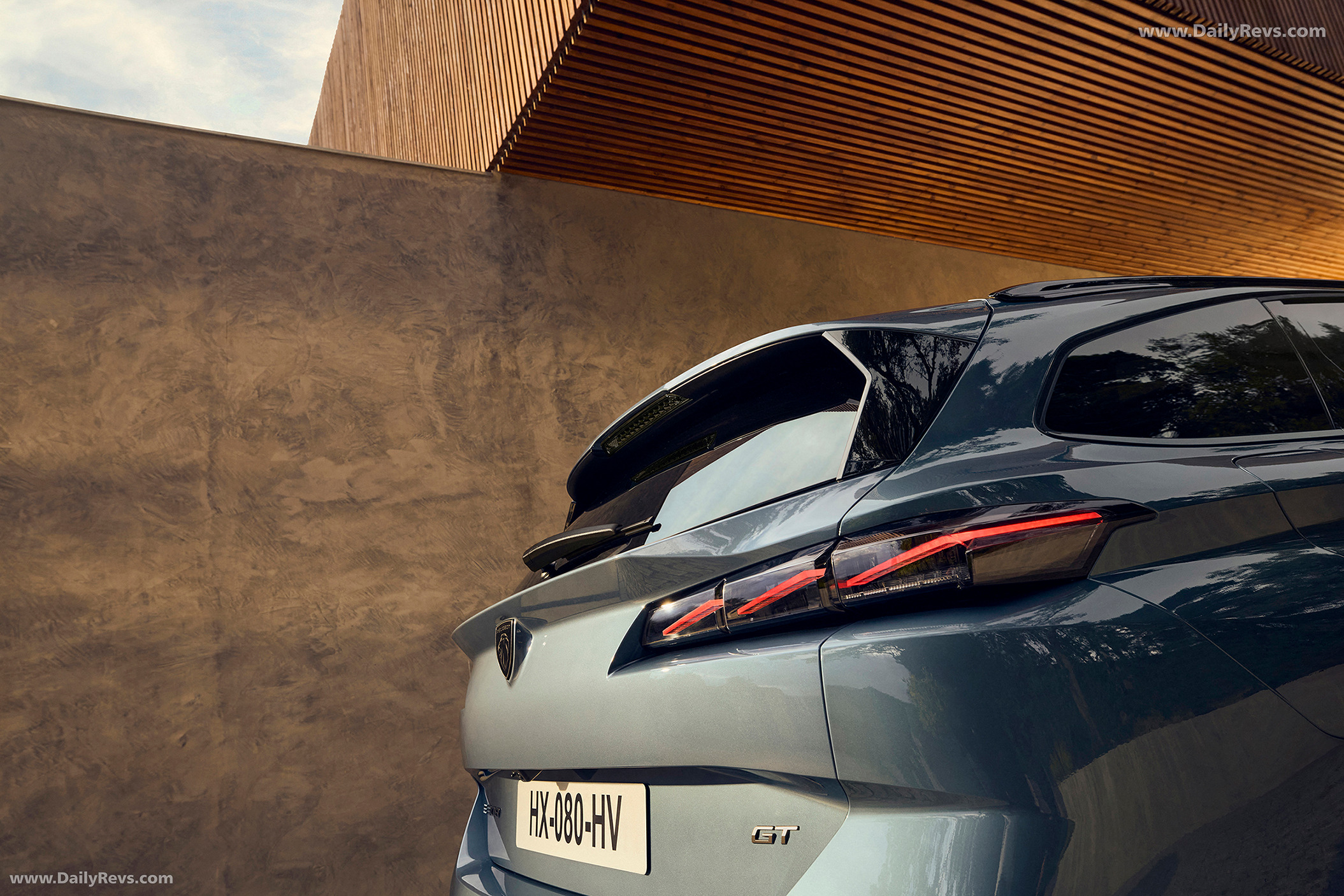 2026 Peugeot E-308 SW Exterior