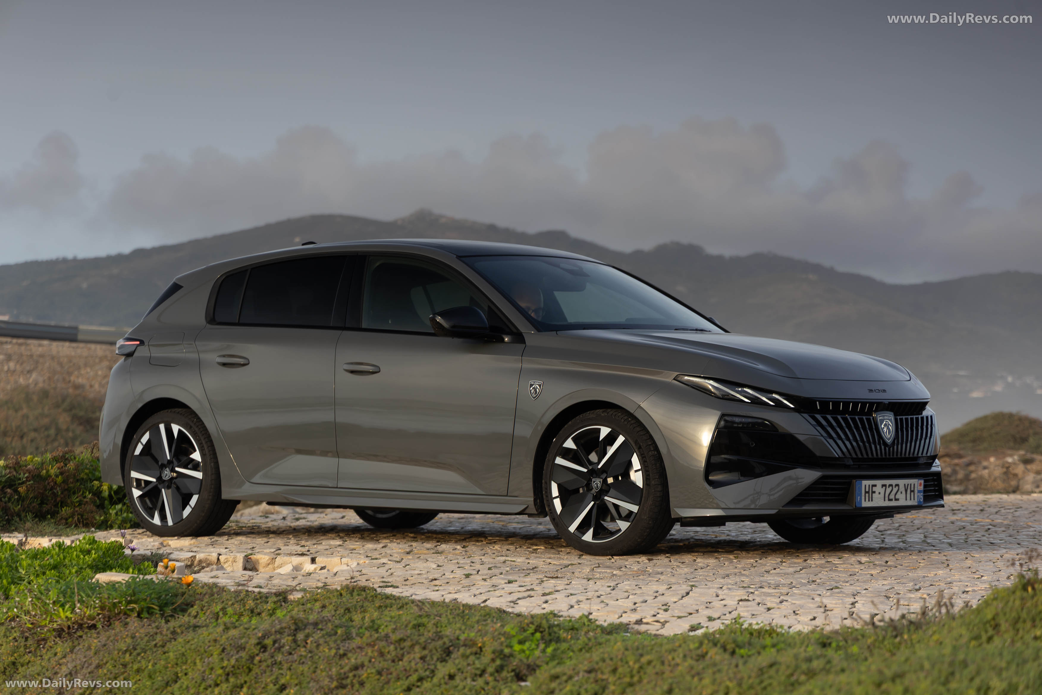 2025 Front View