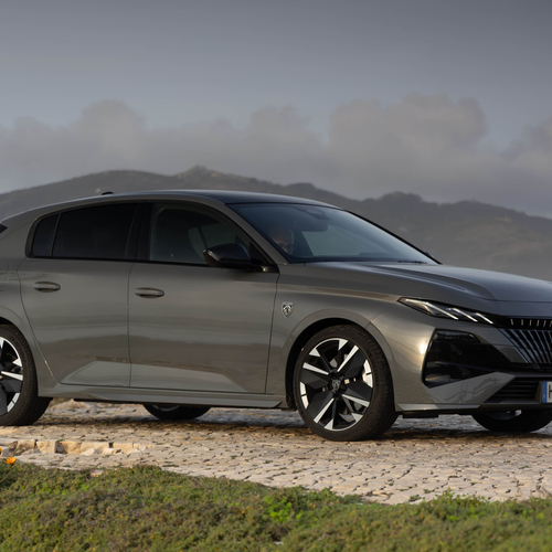 2025   Front View