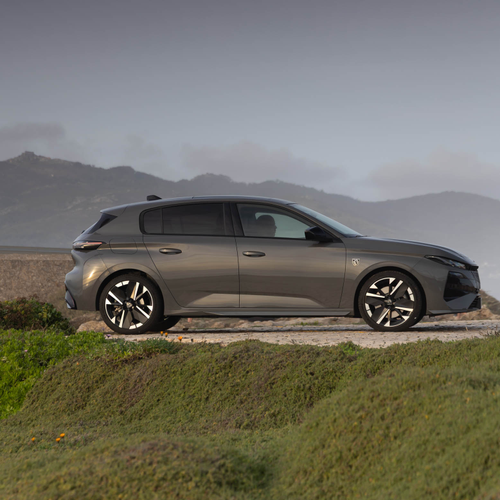 2025   Side View