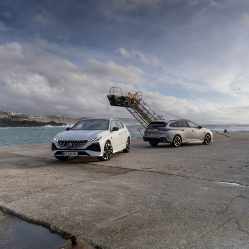 2026 Peugeot 308 GT Hyrbrid Front View
