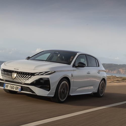 2026 Peugeot 308 GT Hyrbrid Front View