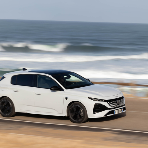2026 Peugeot 308 GT Hyrbrid Top View