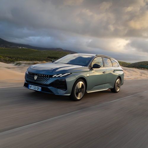 2026 Peugeot 308 SW GT PHEV Front View
