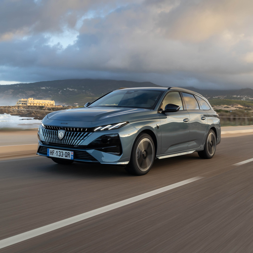 2026 Peugeot 308 SW GT PHEV Front View