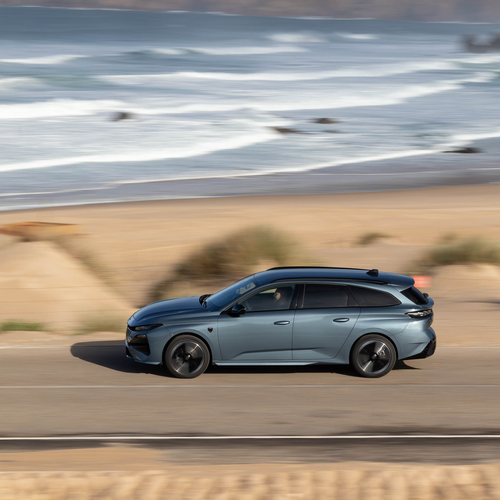 2026 Peugeot 308 SW GT PHEV Side View