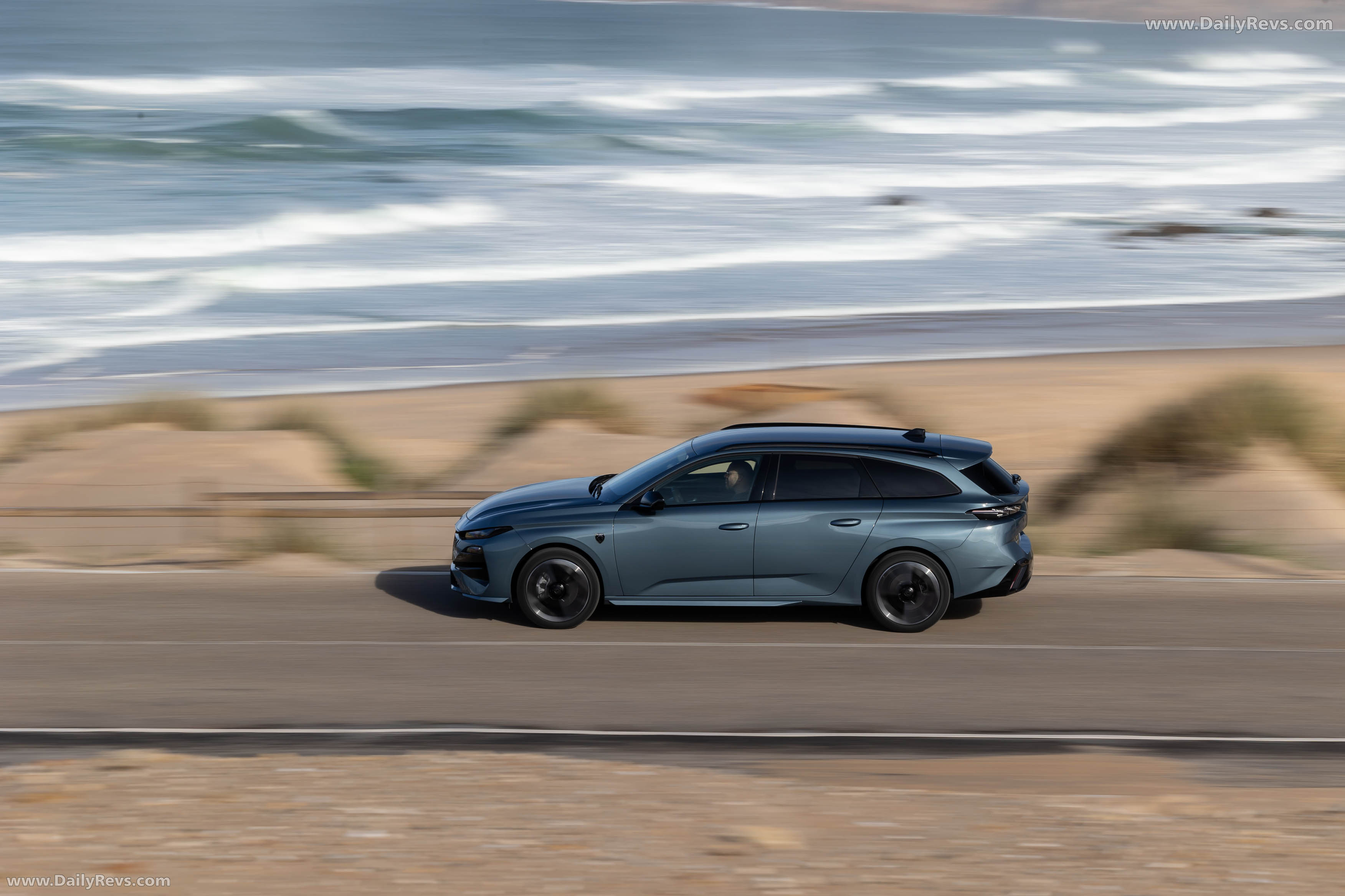 2026 Peugeot 308 SW GT PHEV Side View