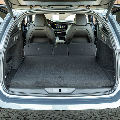 2026 Peugeot 308 SW GT PHEV Interior