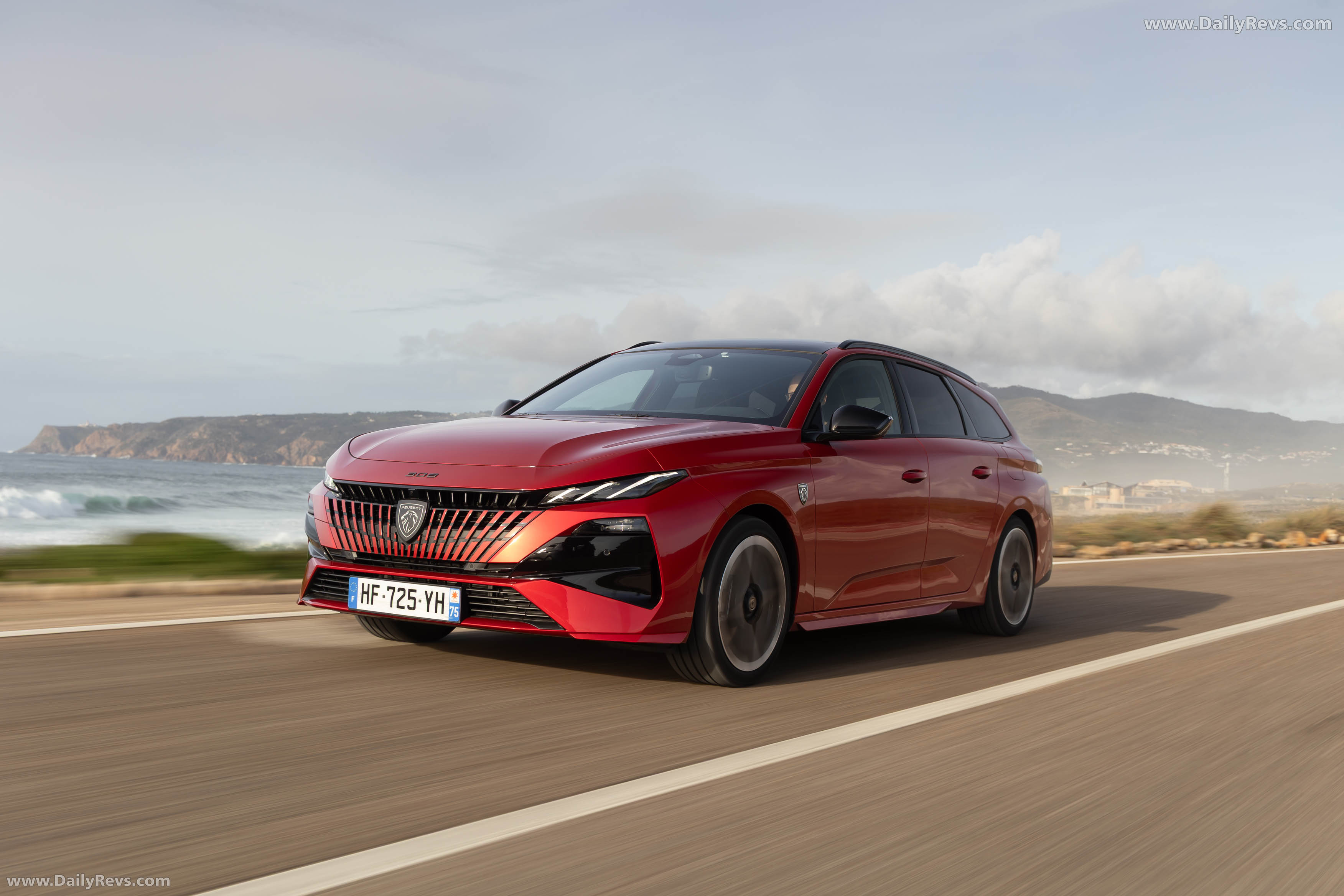 2026 Peugeot 308 SW PHEV Front View
