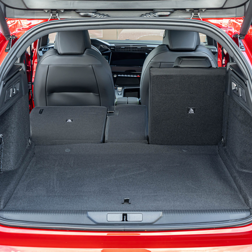 2026 Peugeot 308 SW PHEV Interior