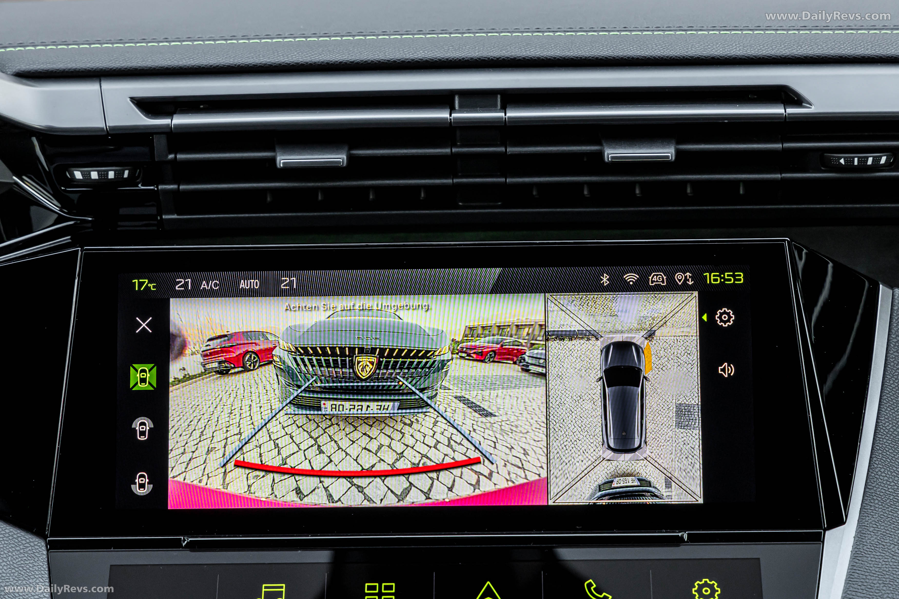 2026 Peugeot 308 SW PHEV Interior