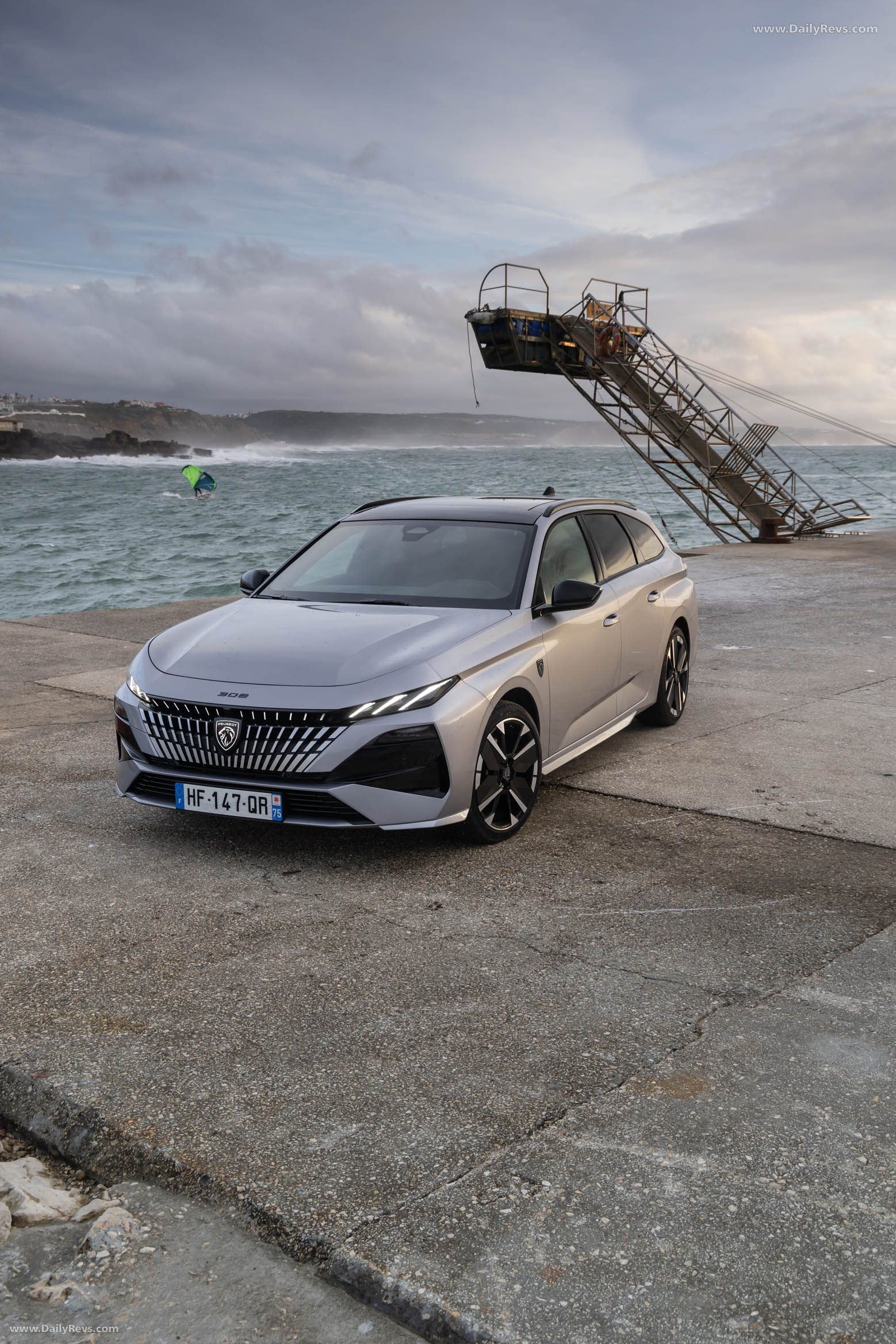 2026 Peugeot E-308 SW GT Hybrid Front View