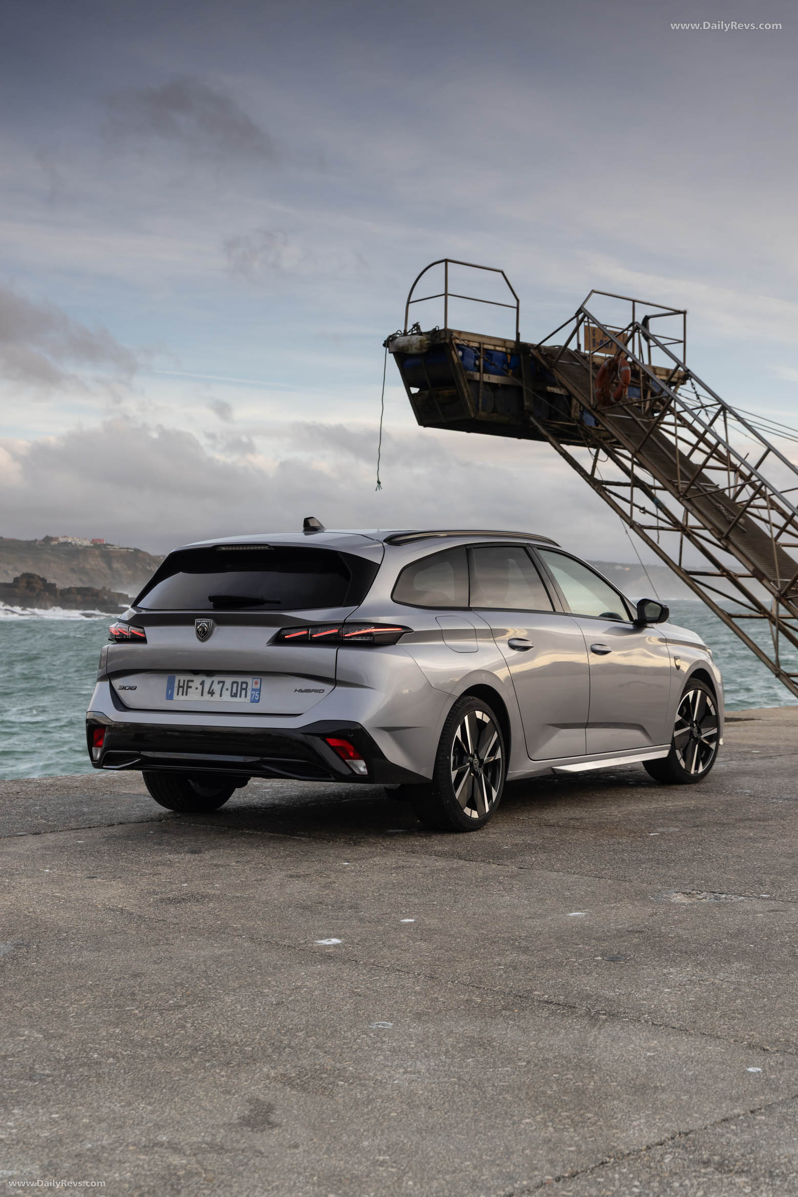 2026 Peugeot E-308 SW GT Hybrid Rear View