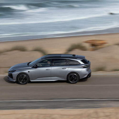 2026 Peugeot E-308 SW GT Hybrid Side View
