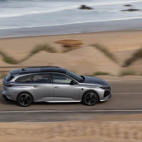 2026 Peugeot E-308 SW GT Hybrid Side View