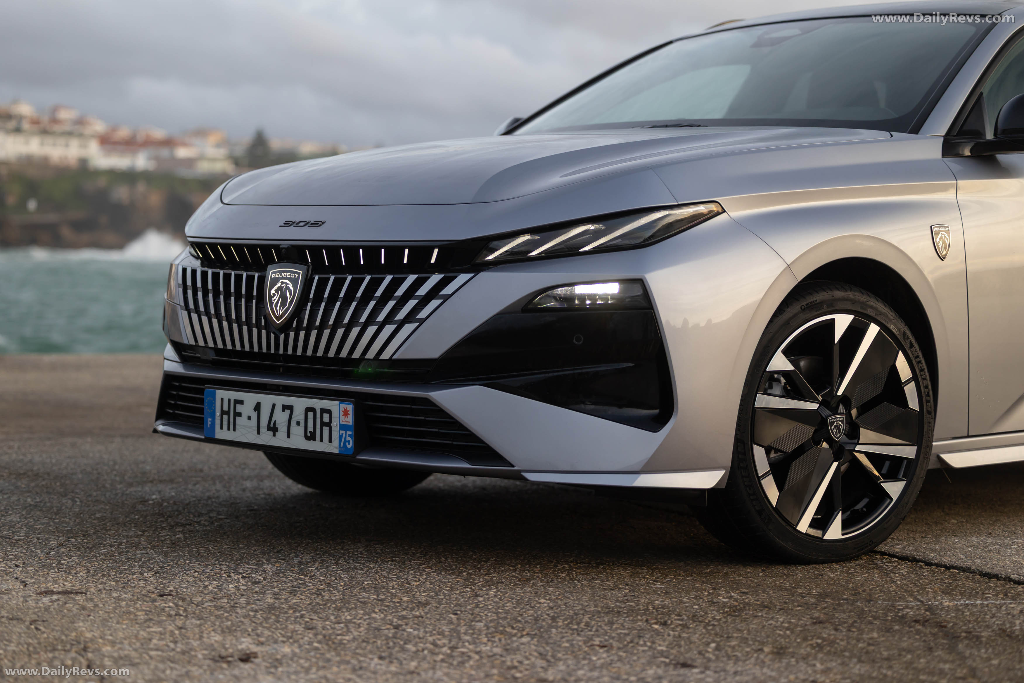 2026 Peugeot E-308 SW GT Hybrid Exterior