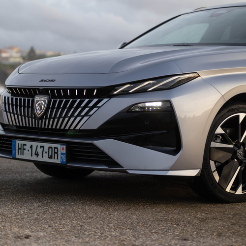 2026 Peugeot E-308 SW GT Hybrid Exterior